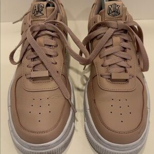 Nike Air‎ Force 1 Platform Women’s 8.5 Soft Pink Blush Sneakers Low Top